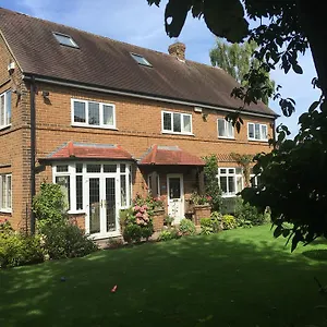 Bed & Breakfast Grove House